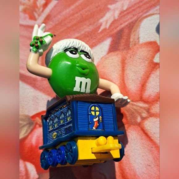 M&M Train Bundle - Picture 8 of 8